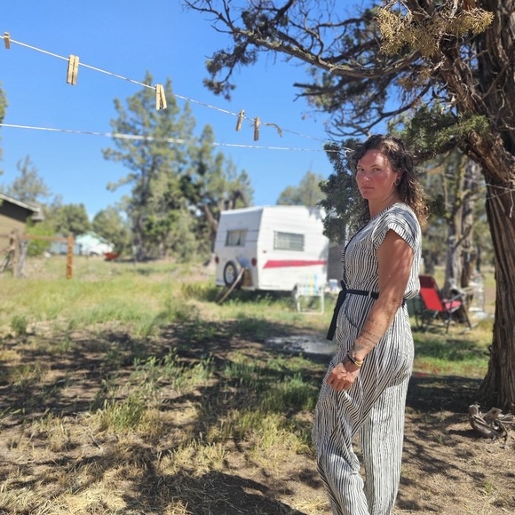 Jumpsuit with belt - Picture 4 of 6